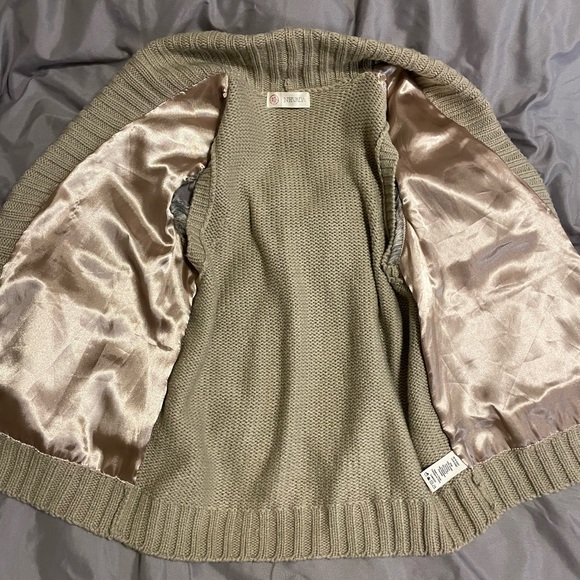 Sz.M (8-10) faux fur sweater vest - Picture 6 of 8